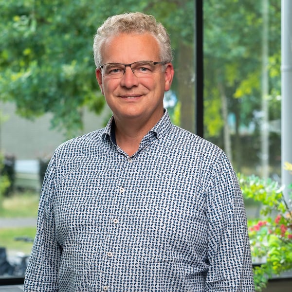 Dr. Martijn Dekker
